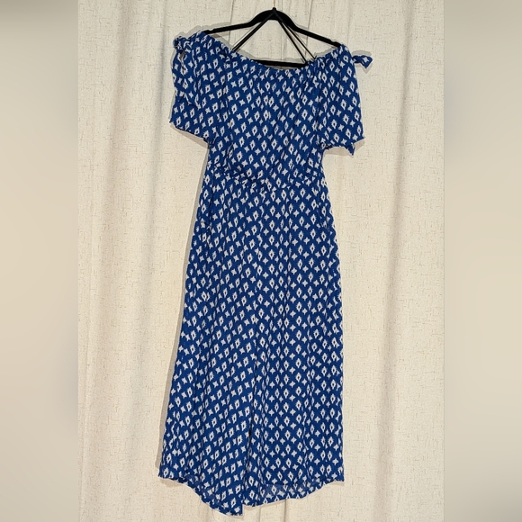 AUW Blue and White Patterned Bohemian Jumpsuit - Picture 2 of 13